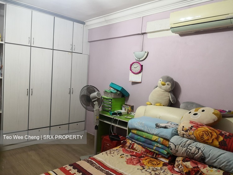 Blk 261 Jurong East Street 24 (Jurong East), HDB 3 Rooms #211126351